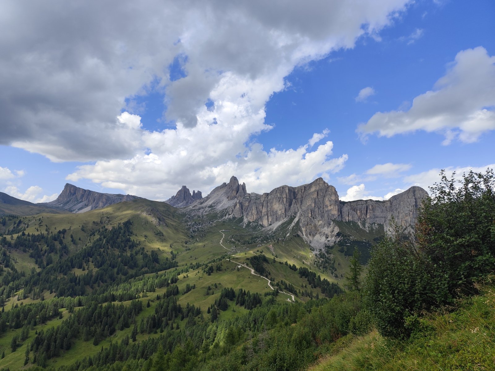 Rifugio coldai, lago coldai e rifugio tissi
